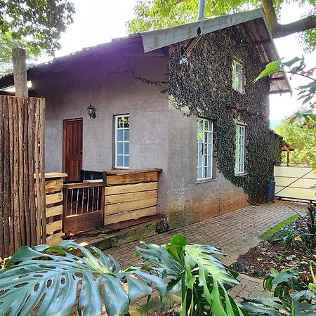Softwaters Guesthouse Cottages Louis Trichardt Exterior foto
