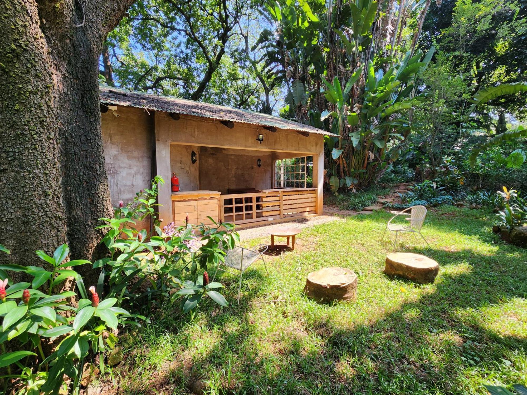 Softwaters Guesthouse Cottages Louis Trichardt Exterior foto